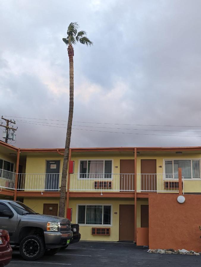 Best Motel バーストー エクステリア 写真