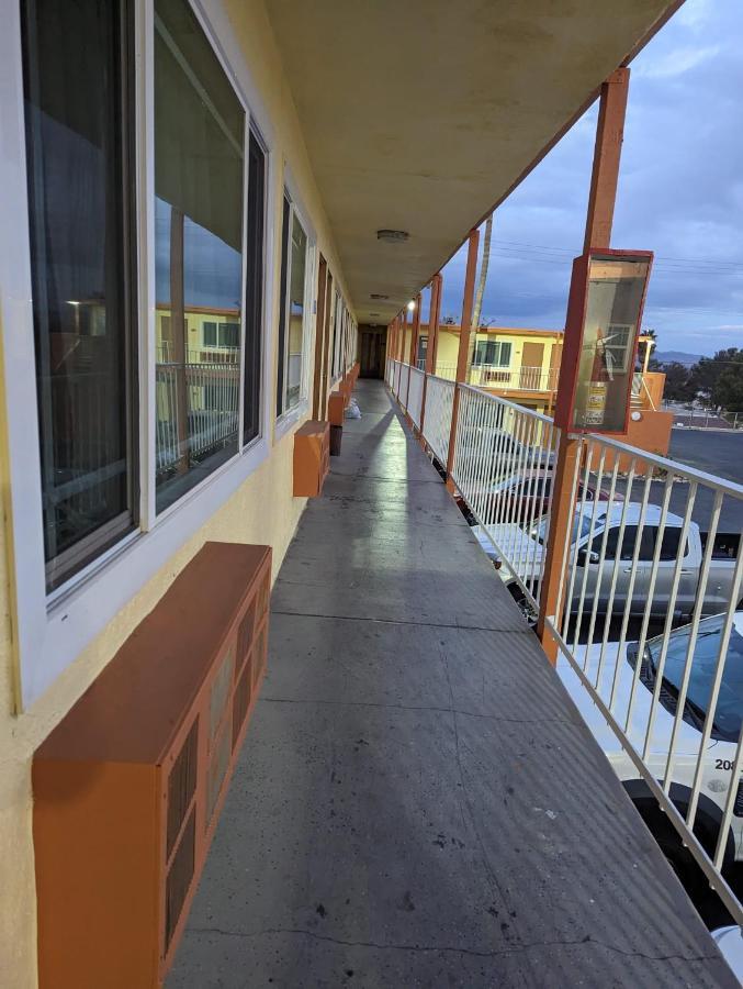 Best Motel バーストー エクステリア 写真