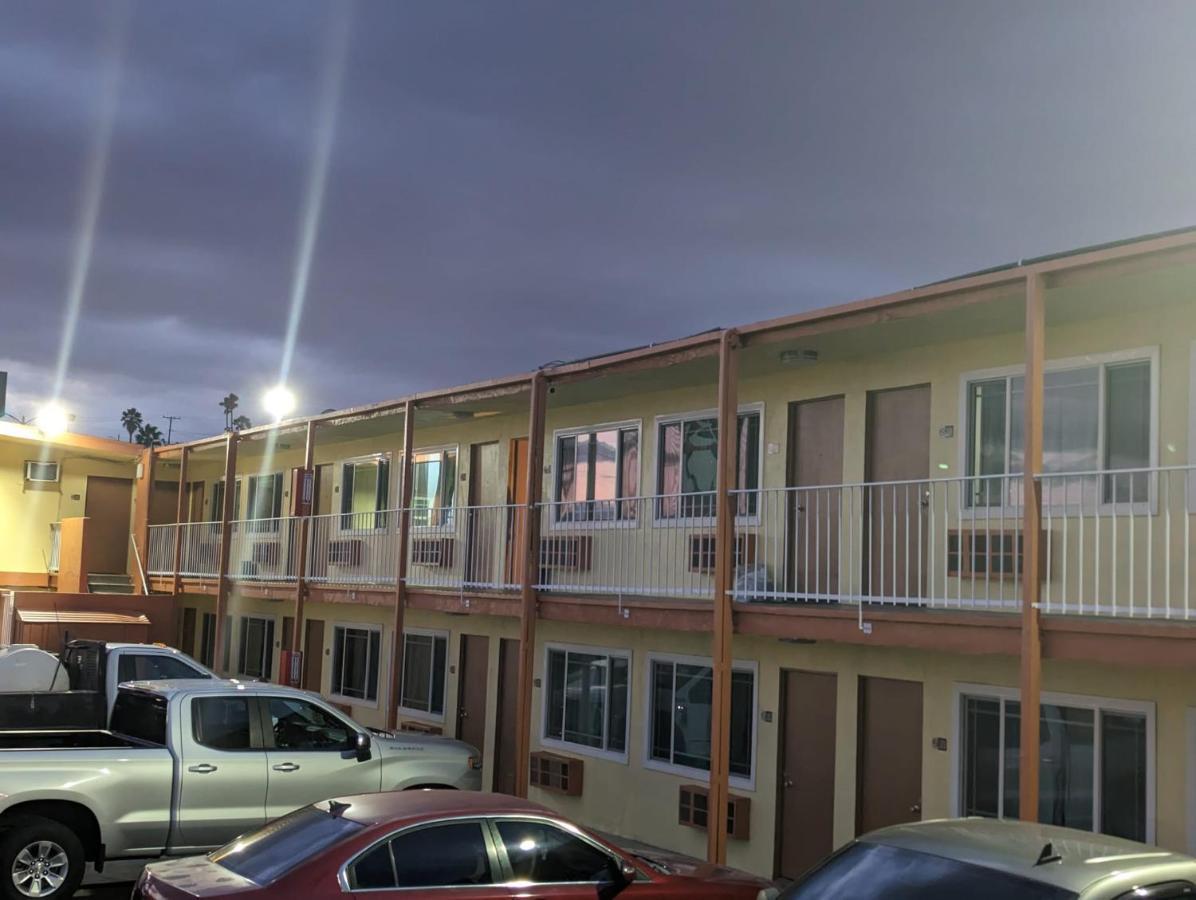 Best Motel バーストー エクステリア 写真